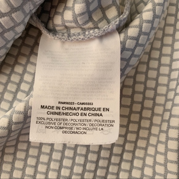 Memphis Tigers Embroidered Nike Dri-Fit Golf Top - Picture 9 of 10